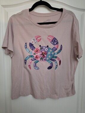 NWOT Universal Thred Patchwork Crab Graphic Crop Tee